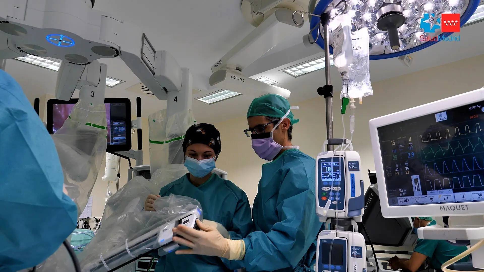 Un bebé de 10 meses se convierte en el paciente más pequeño en España en ser operado con cirugía robótica Un bebé de 10 meses se convierte en el paciente más pequeño en España en ser operado con cirugía robótica