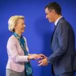 Sánchez elude hablar del rearme europeo y da un mitin en Bruselas ensalzando a China