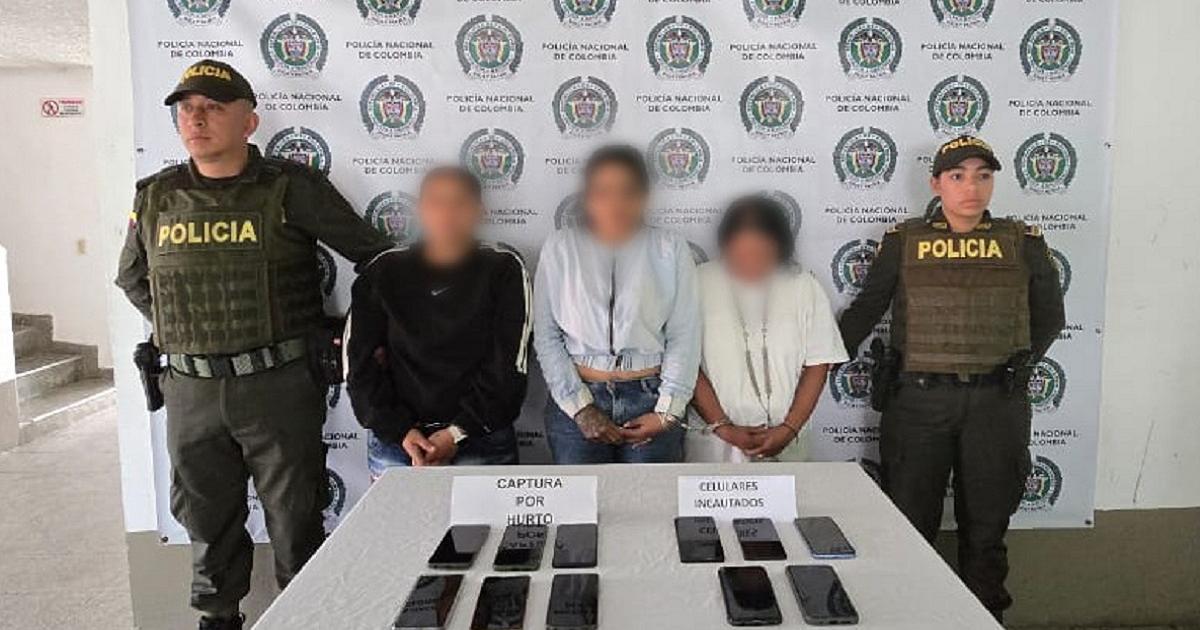 Noticias Antioquia: Tres mujeres capturadas por hurto de celulares Noticias Antioquia: Tres mujeres capturadas por hurto de celulares