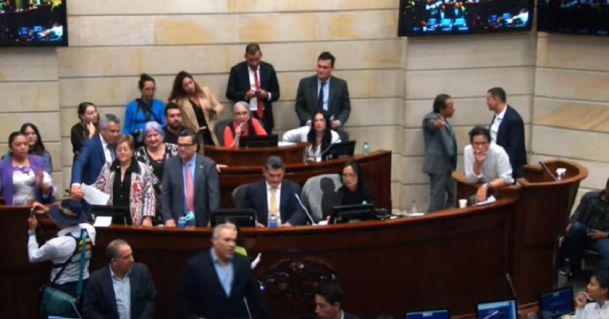 Noticias Colombia: ¿Consulta popular de Petro tendría mayorías en Senado?