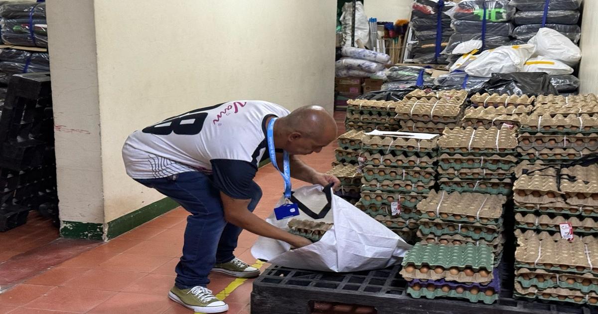 Noticias Medellín: Entregados 700 paquetes alimentarios a desplazados
