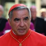 El cardenal Becciu renuncia a participar en el cónclave que elegirá al nuevo Papa El cardenal Becciu renuncia a participar en el cónclave que elegirá al nuevo Papa