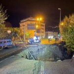 Hallados los cuerpos del padre e hijo desaparecidos tras caer con su coche en un socavón causado por el mal tiempo en Italia