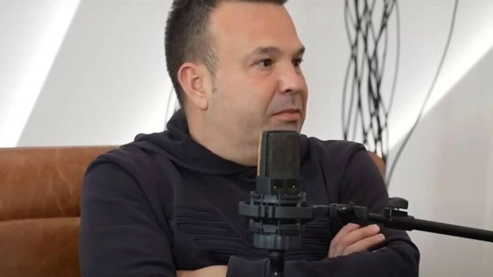 «Hay que estar tarado para gastar todo eso en un año»
