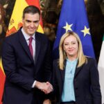 Meloni se erige en la baza europea para negociar con Trump frente a un Sánchez señalado por su viaje a China
