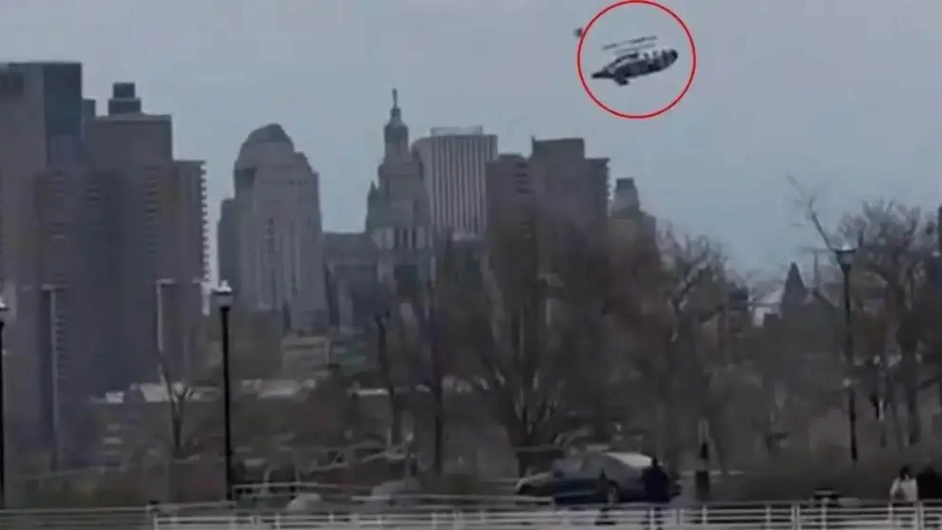 Piden prohibir los 80.000 vuelos de helicópteros no esenciales que sobrevuelan Nueva York