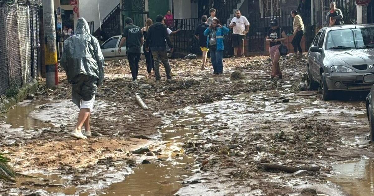 Noticias Medellín: Fuerte aguacero deja inundaciones en Medellín