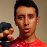 El corredor del Ineos Egan Bernal confirmó su presencia en el Giro de Italia 2025