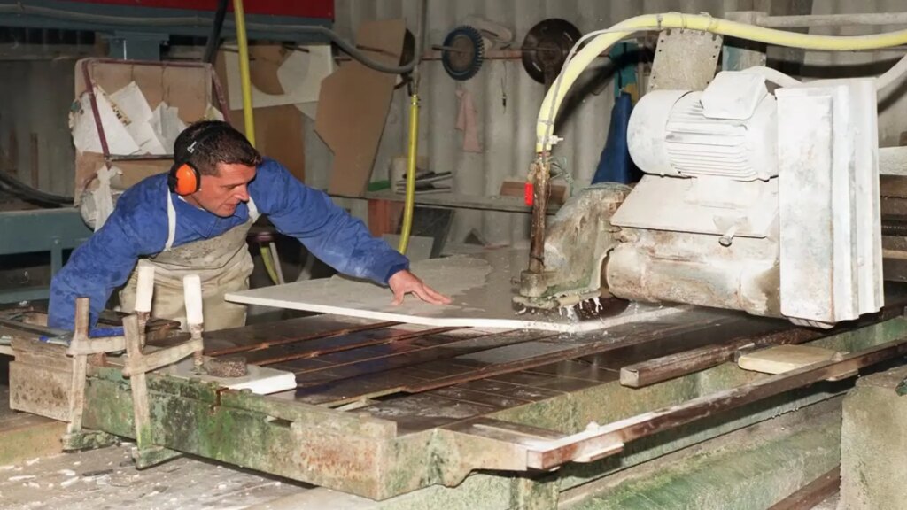 Silicosis, la ‘epidemia silenciosa’ que crece en España por las encimeras de cuarzo: estos son sus síntomas