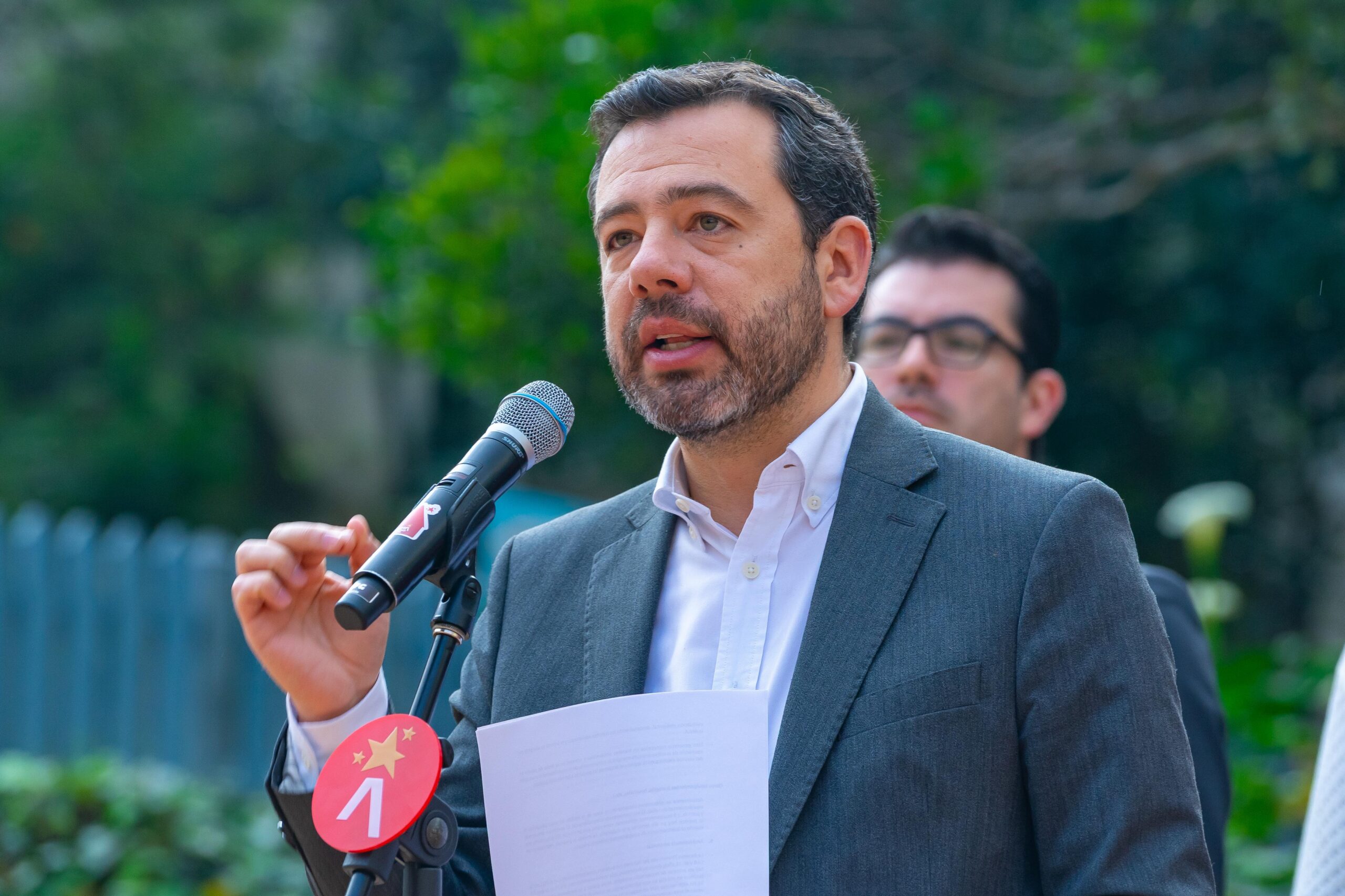 Galán se pone serio: sanciones incluyen cárcel