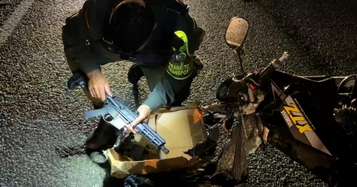 Noticias Antioquia: Sorprenden a sujeto con dos fusiles de largo alcance