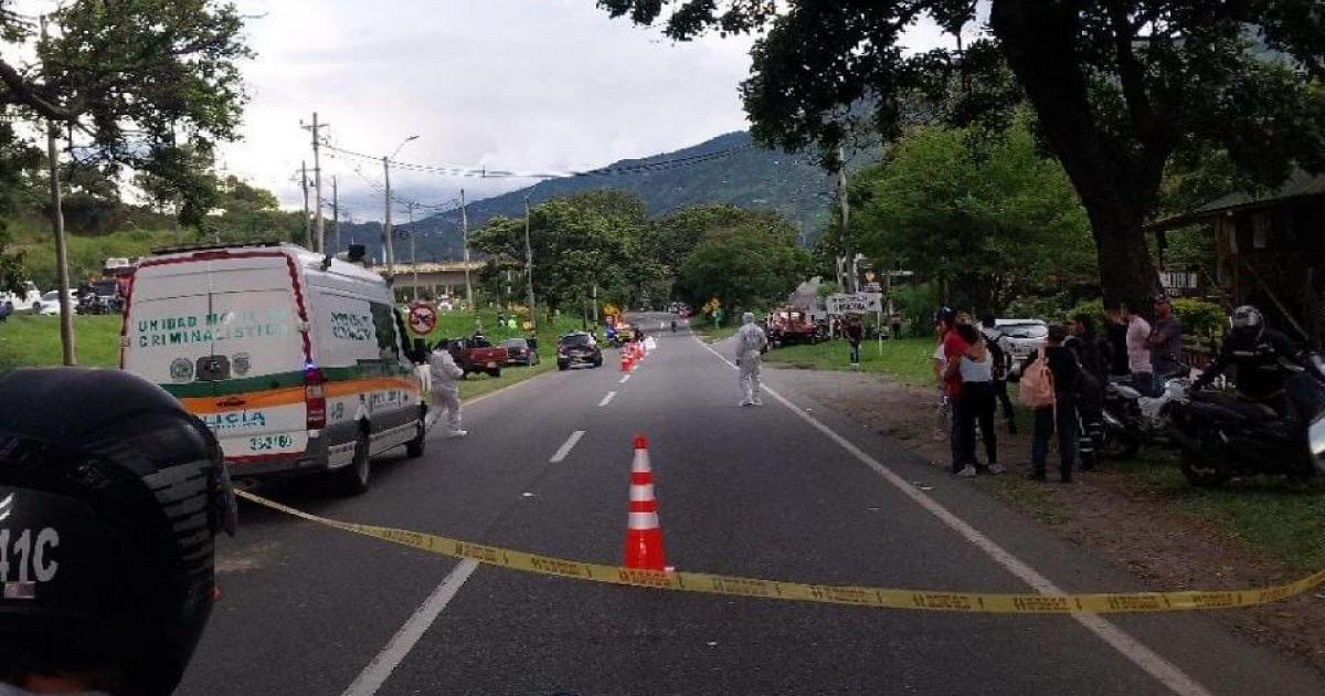 Noticias Medellín: Camión embiste moto y niña de 6 años murió en Girardota Noticias Medellín: Camión embiste moto y niña de 6 años murió en Girardota