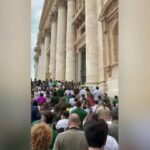 El Cachorro y La Esperanza unen su fe en la histórica peregrinación a la Puerta Santa del Vaticano El Cachorro y La Esperanza unen su fe en la histórica peregrinación a la Puerta Santa del Vaticano