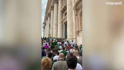 El Cachorro y La Esperanza unen su fe en la histórica peregrinación a la Puerta Santa del Vaticano El Cachorro y La Esperanza unen su fe en la histórica peregrinación a la Puerta Santa del Vaticano