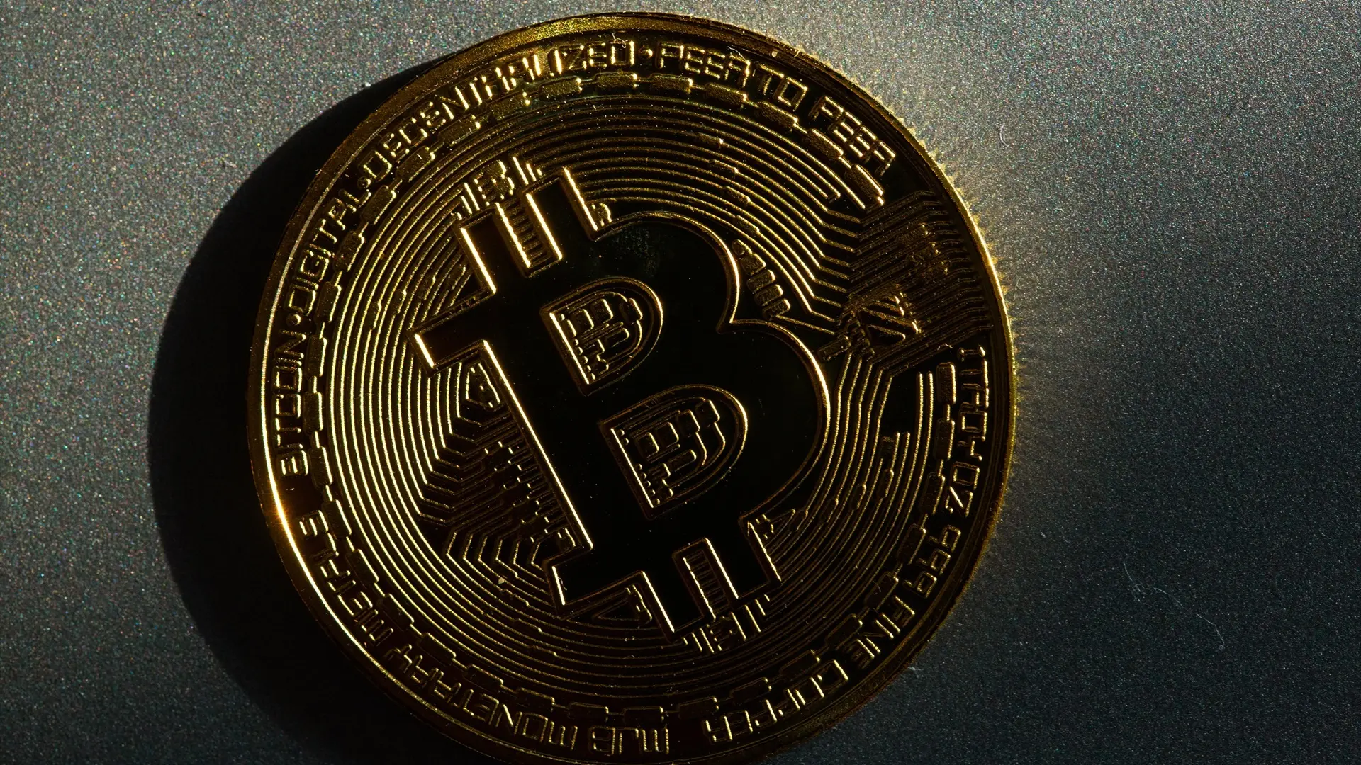 El bitcoin sube otro 2% y firma un máximo histórico al filo de los 110.000 dólares
