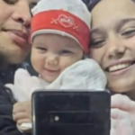 La familia de una niña venezolana cuyos padres fueron deportados exigen al Gobierno de Trump su devolución La familia de una niña venezolana cuyos padres fueron deportados exigen al Gobierno de Trump su devolución