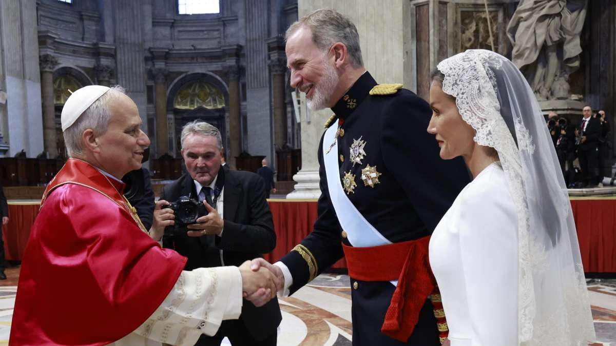 Los Reyes a León XIV: "Esperamos verlo pronto por España