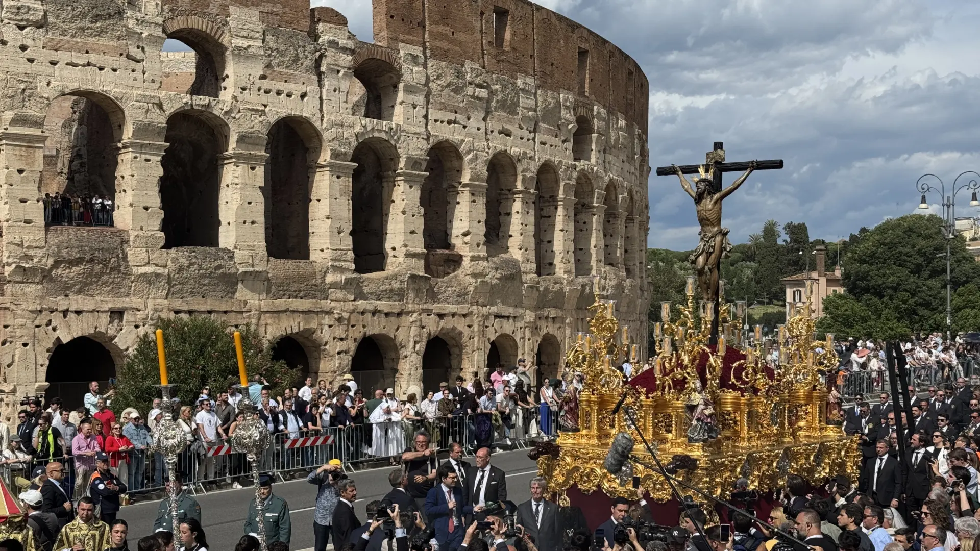 Muere un vecino de Los Palacios de 38 años tras sufrir un atropello cuando viajaba en patinete durante el Jubileo en Roma Muere un vecino de Los Palacios de 38 años tras sufrir un atropello cuando viajaba en patinete durante el Jubileo en Roma