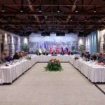 Rusia y Ucrania negocian intercambiar a mil prisioneros de cada bando