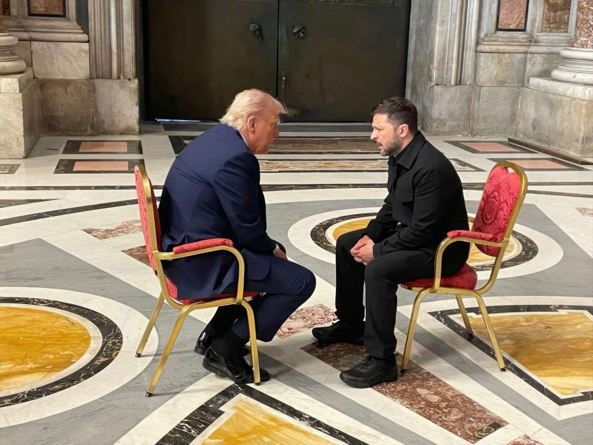 Trump urge a Zelenski aceptar el alto el fuego de Putin sin condiciones Trump urge a Zelenski aceptar el alto el fuego de Putin sin condiciones