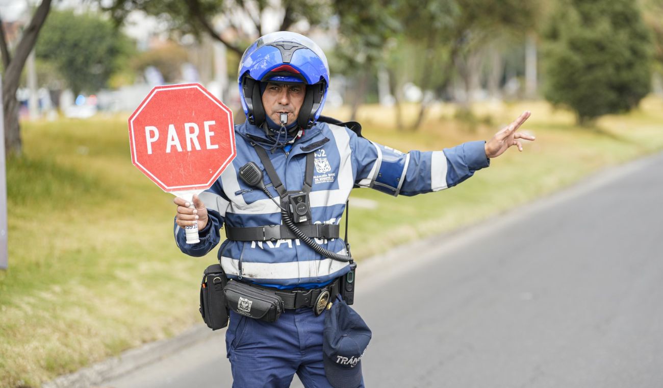 Frenan a agentes de tránsito: conductores no andarían preocupados por multa Frenan a agentes de tránsito: conductores no andarían preocupados por multa