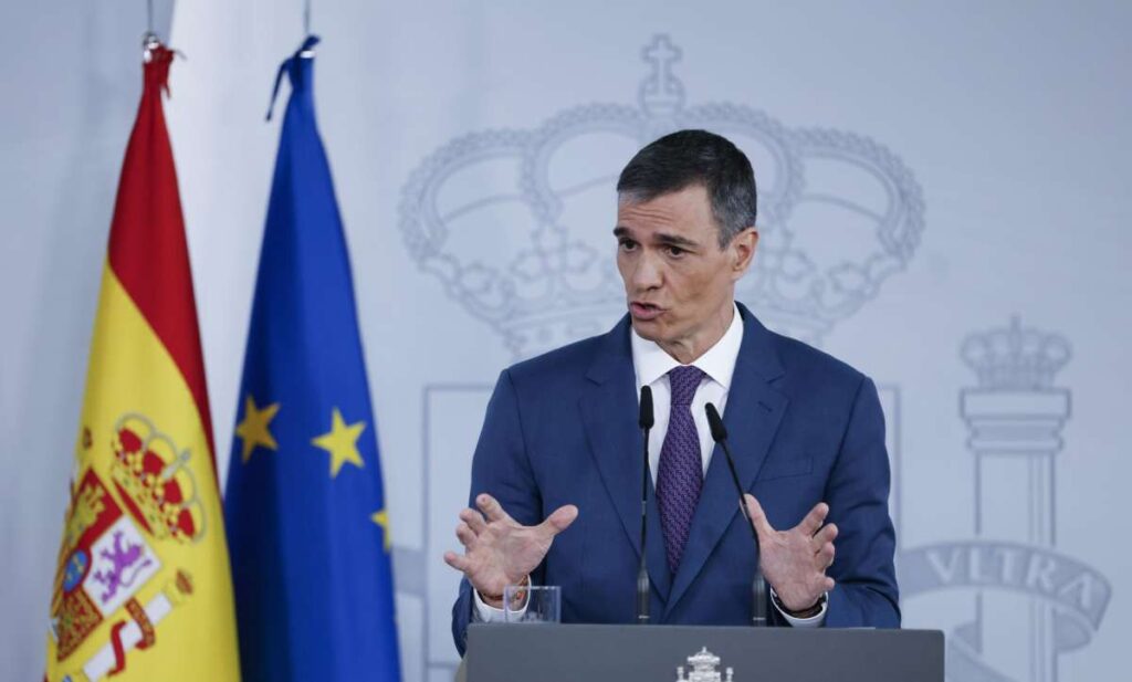 El CIS ‘flash’ asegura que el PSOE aumenta su distancia con el PP en intención de voto tras el apagón