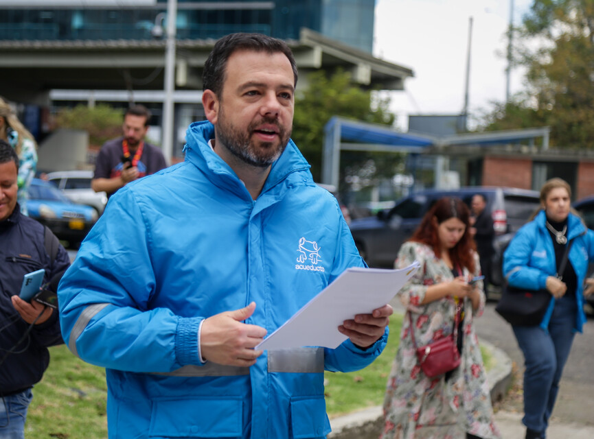 Galán tiene solución para no volver a racionamiento: agua le saldría barata Galán tiene solución para no volver a racionamiento: agua le saldría barata