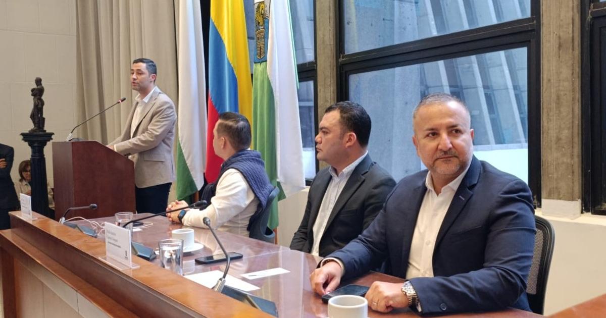 Noticias Medellín: Contraloría vigila proceso de acciones en TIGO – UNE Noticias Medellín: Contraloría vigila proceso de acciones en TIGO – UNE
