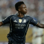 Vinícius despierta y el Real Madrid golea para citarse con la Juventus en octavos
