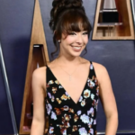 Aubrey Anderson-Emmons, de ‘Modern Family’, confirma su bisexualidad recreando una escena de la serie