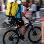 Bruselas multa con 329 millones a Glovo y Delivery Hero por saltarse las normas de competencia de la UE