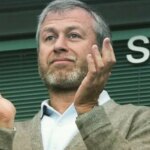 El Gobierno británico amenaza con demandar a Abramovich si no destina la venta del Chelsea a las víctimas de la guerra en Ucrania