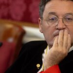 La Fiscalía pide revocar el procesamiento de García Ortiz y acusa al Supremo de apuntar a Moncloa «sin sustrato probatorio» La Fiscalía pide revocar el procesamiento de García Ortiz y acusa al Supremo de apuntar a Moncloa «sin sustrato probatorio»