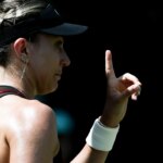 «Mucho bailar y poco jugar»