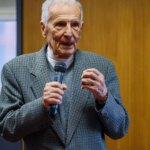 Silvio Garattini, oncólogo de 96 años, da las dos claves para evitar la mayoría de enfermedades: «Se necesita una revolución»