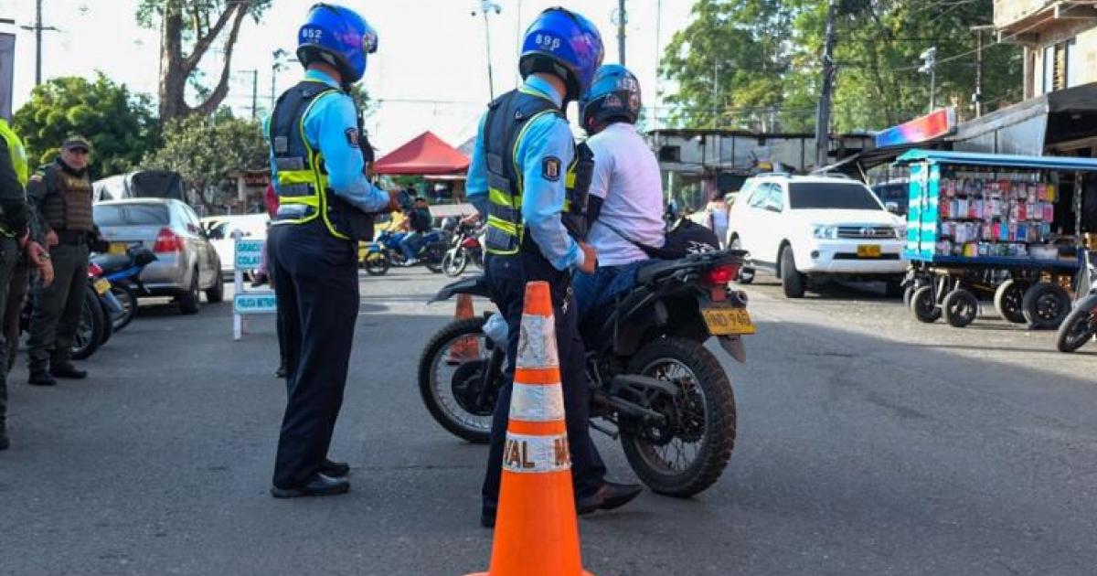 Noticias Medellín:El “chicharrón” de Bello con los vehículos mal parqueados Noticias Medellín:El “chicharrón” de Bello con los vehículos mal parqueados
