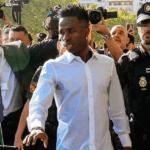 Condenados los ultras que colgaron el muñeco de Vinicius, aunque evitarán la cárcel