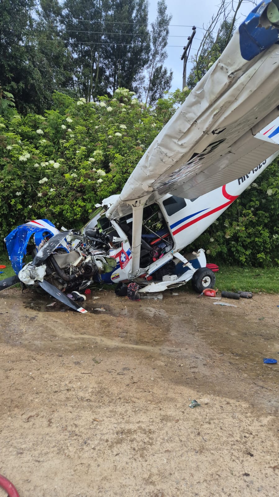 Avioneta cayó en Cundinamarca: rescate milagroso tras caída Avioneta cayó en Cundinamarca: rescate milagroso tras caída