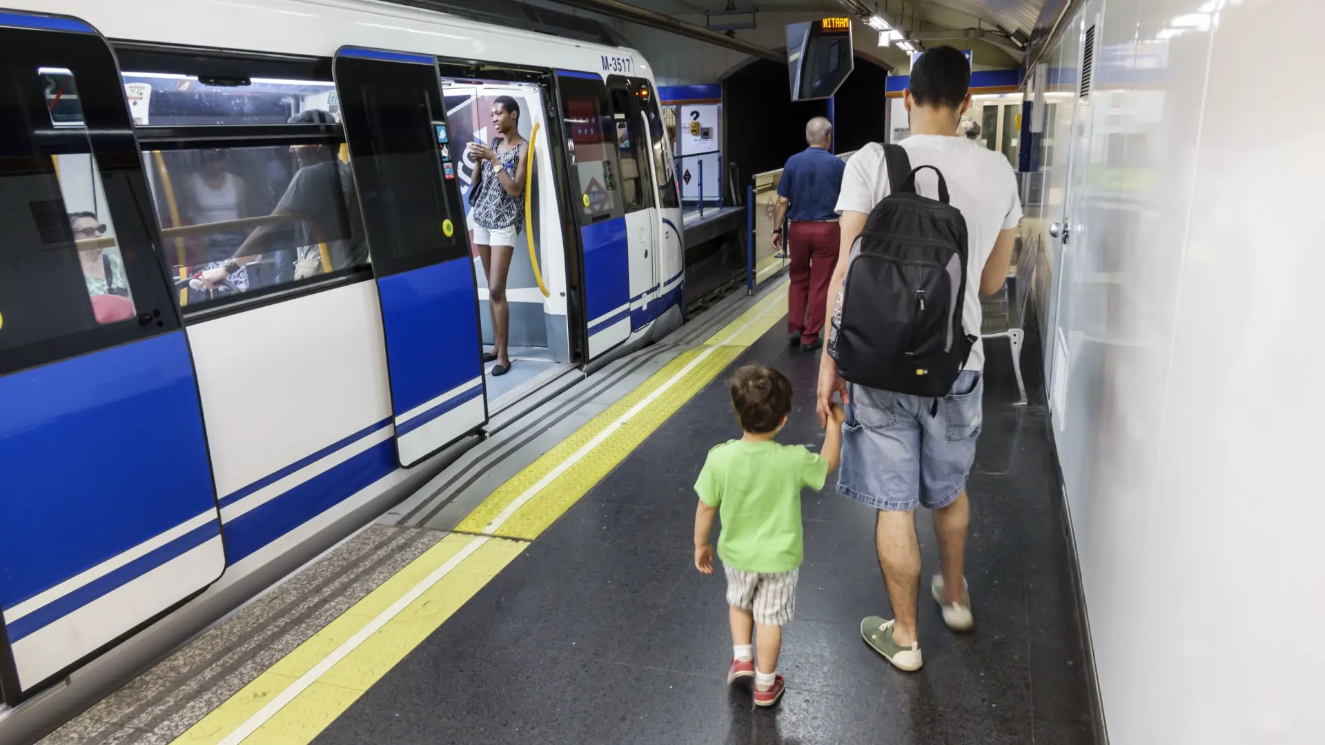 ¿Qué es el Abono 7-14? Así es como podrás viajar gratis en el transporte público de Madrid desde el 1 de julio