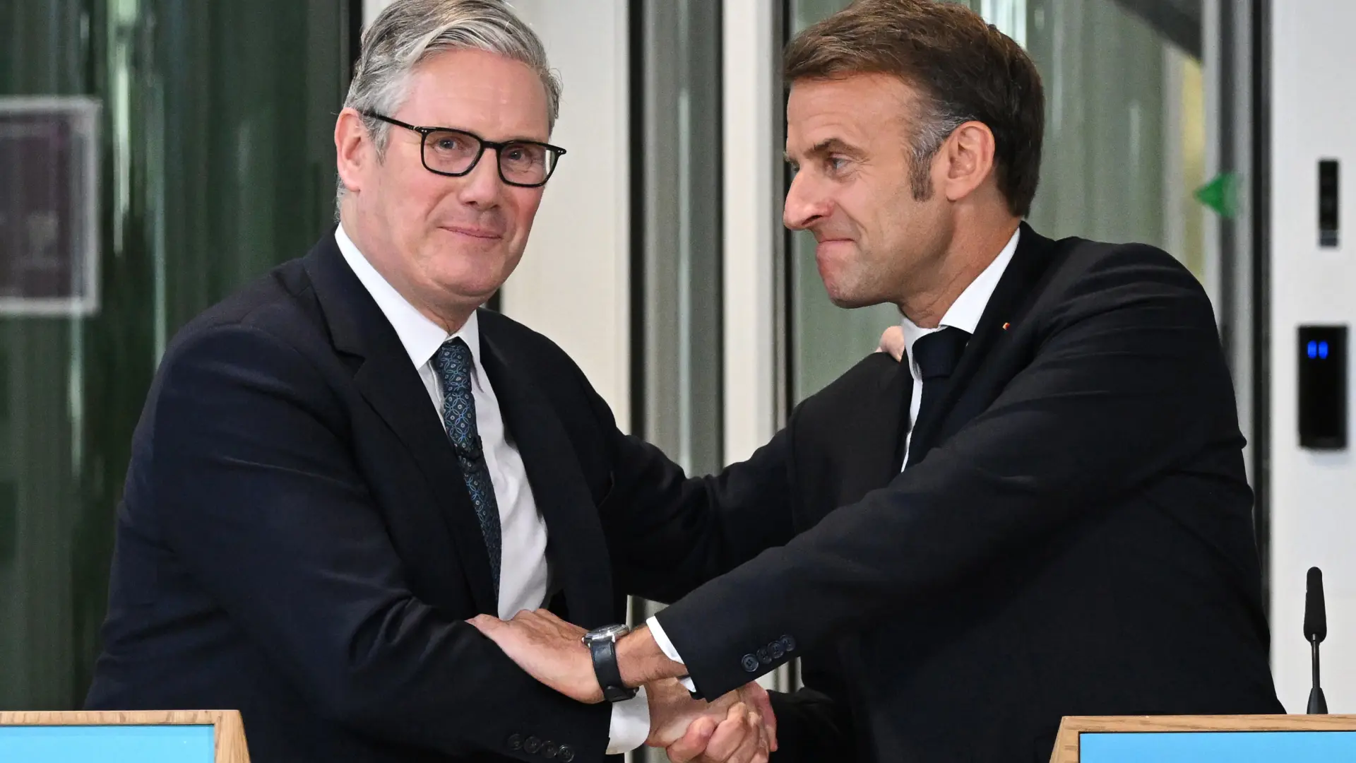 Bruselas examinará si el acuerdo migratorio entre Francia y Reino Unido respeta las reglas de la UE Bruselas examinará si el acuerdo migratorio entre Francia y Reino Unido respeta las reglas de la UE