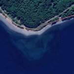 La misteriosa ‘calavera’ sumergida bajo una isla en Canadá descubierta por usuarios de Google Maps
