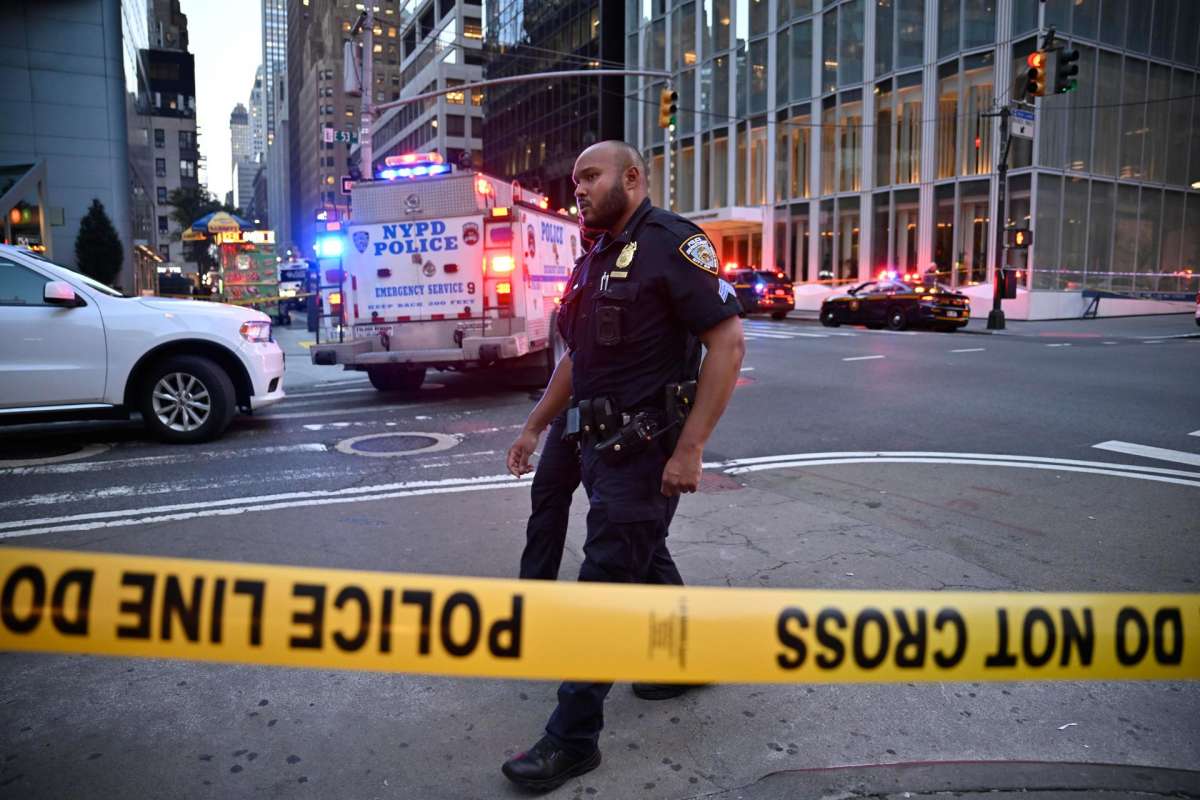 Un tirador mata a cuatro personas y luego se suicida en un edificio de Nueva York