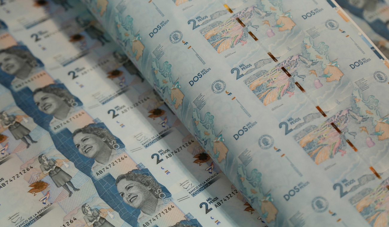 Cómo detectar billetes falsos: Banco de la República está capacitando