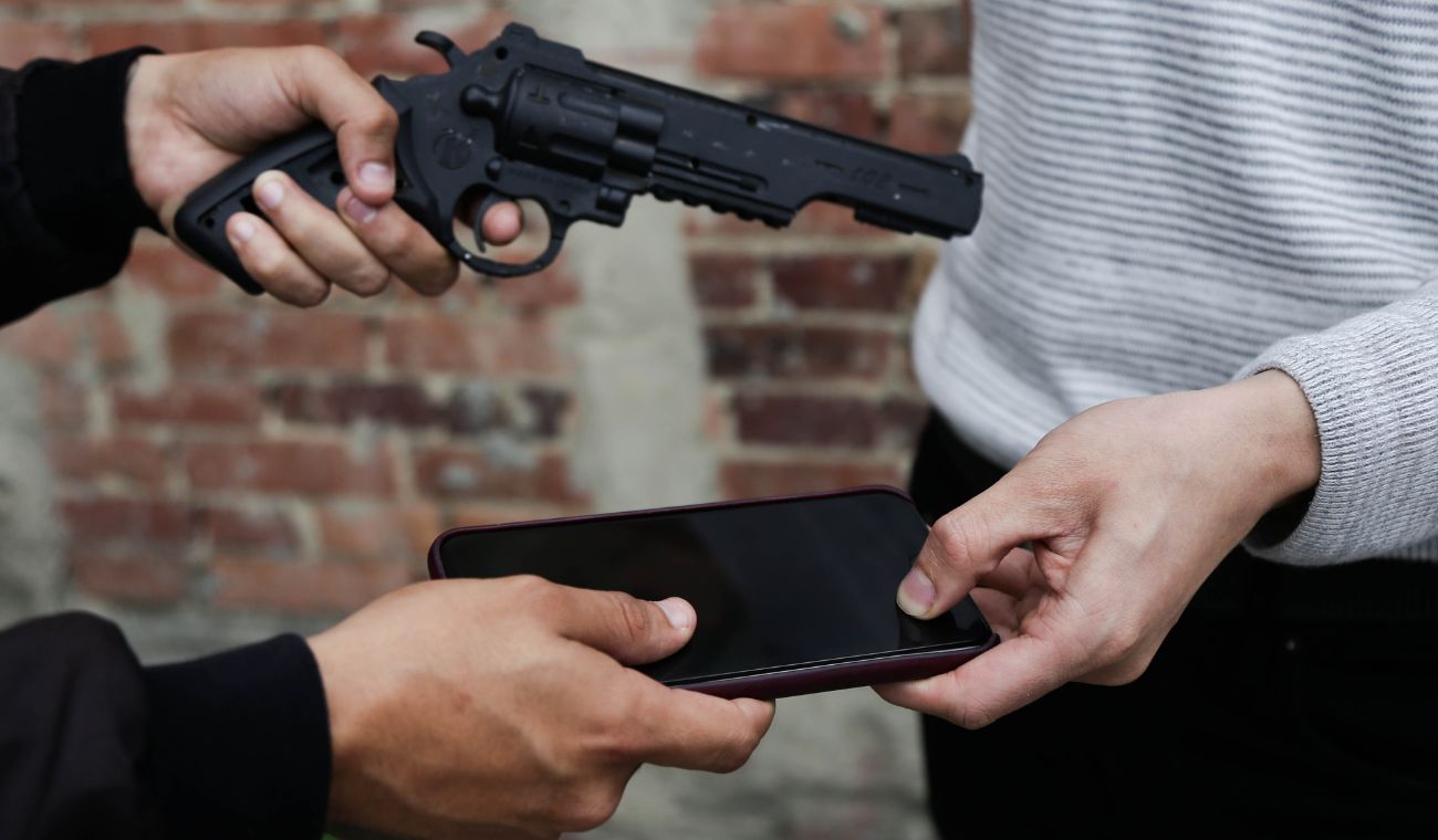 Localidades donde más roban celulares: no se puede ni ver la hora