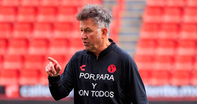 Juan Carlos Osorio estaría entre los candidatos para dirigir una selección de China