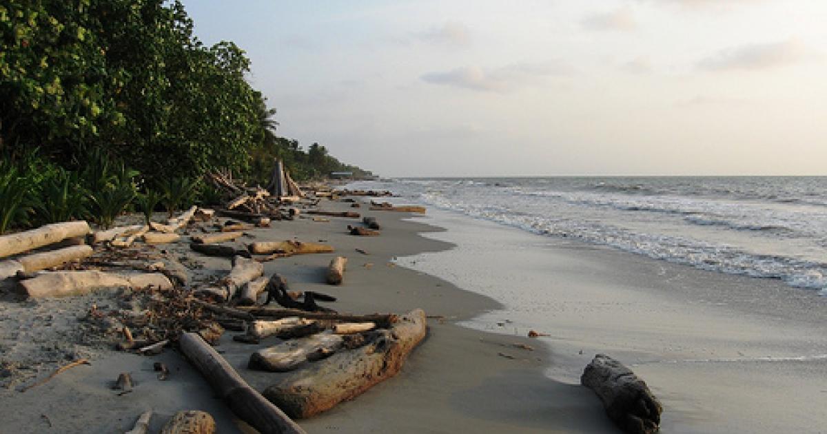 Alerta de tsunami en el Pacífico colombiano tras fuerte sismo en Rusia