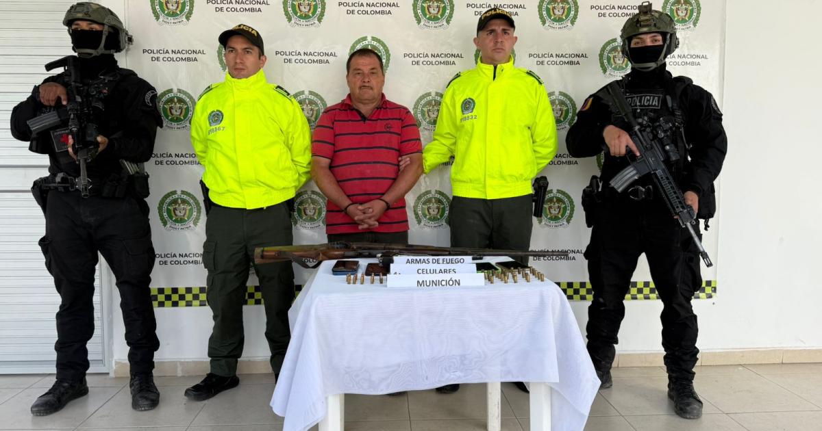 Noticias Nacionales: Capturado hermano de ‘Iván Mordisco’