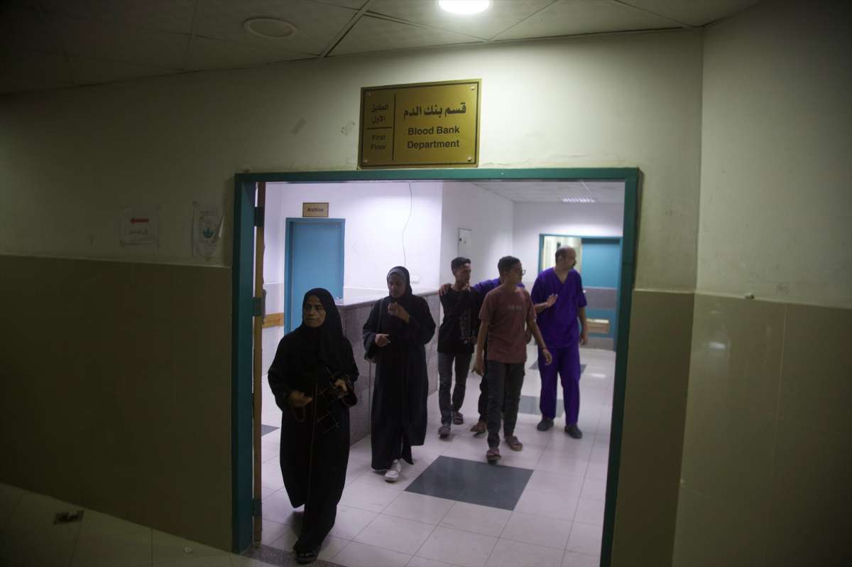 Al menos 14 muertos, tres de ellos periodistas, en el bombardeo israelí a un hospital de Gaza