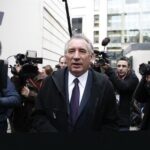Bayrou se encomienda a una cuestión de confianza para salvar los presupuestos de Francia