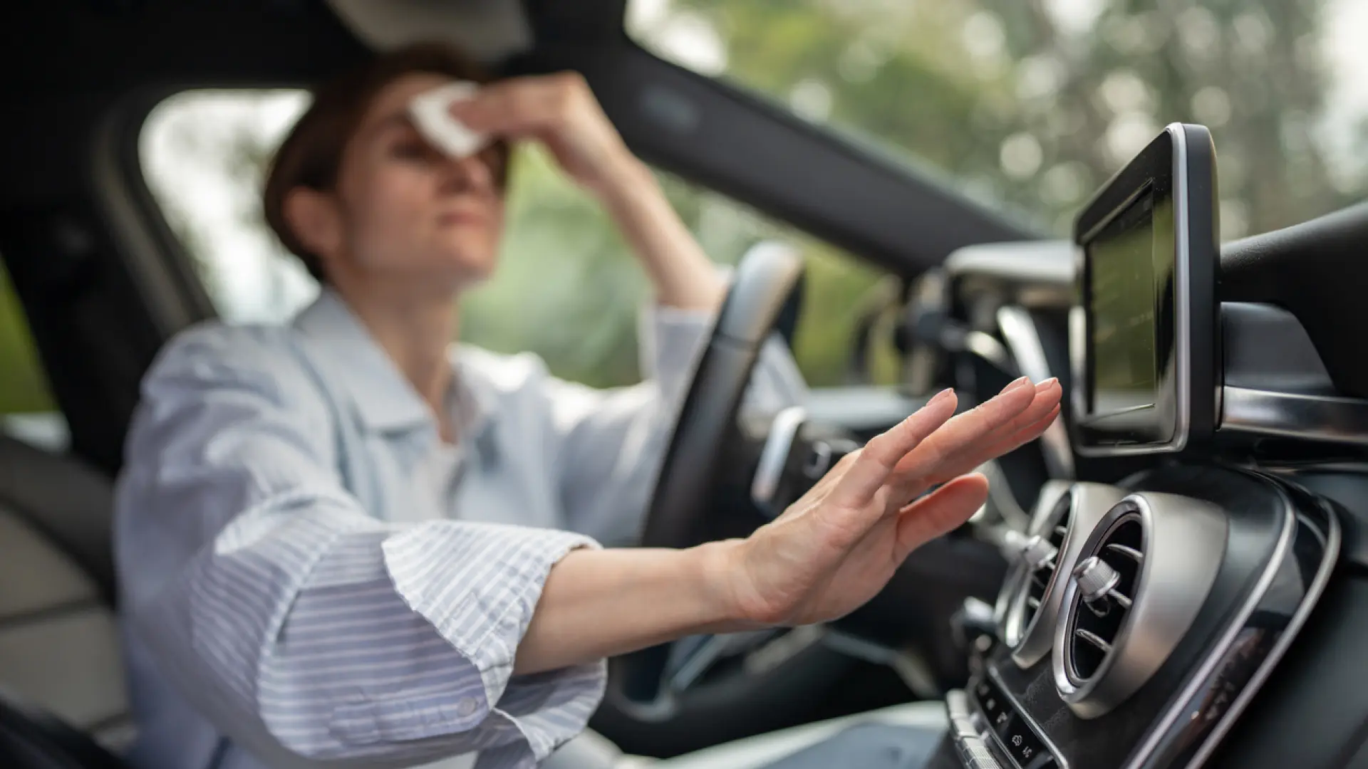 Cómo afecta el calor a tu coche y qué puedes hacer para evitar averías y daños Cómo afecta el calor a tu coche y qué puedes hacer para evitar averías y daños